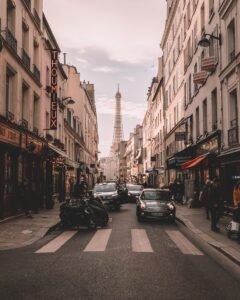 La trompette dans les lieux historiques (Tour Eiffel)